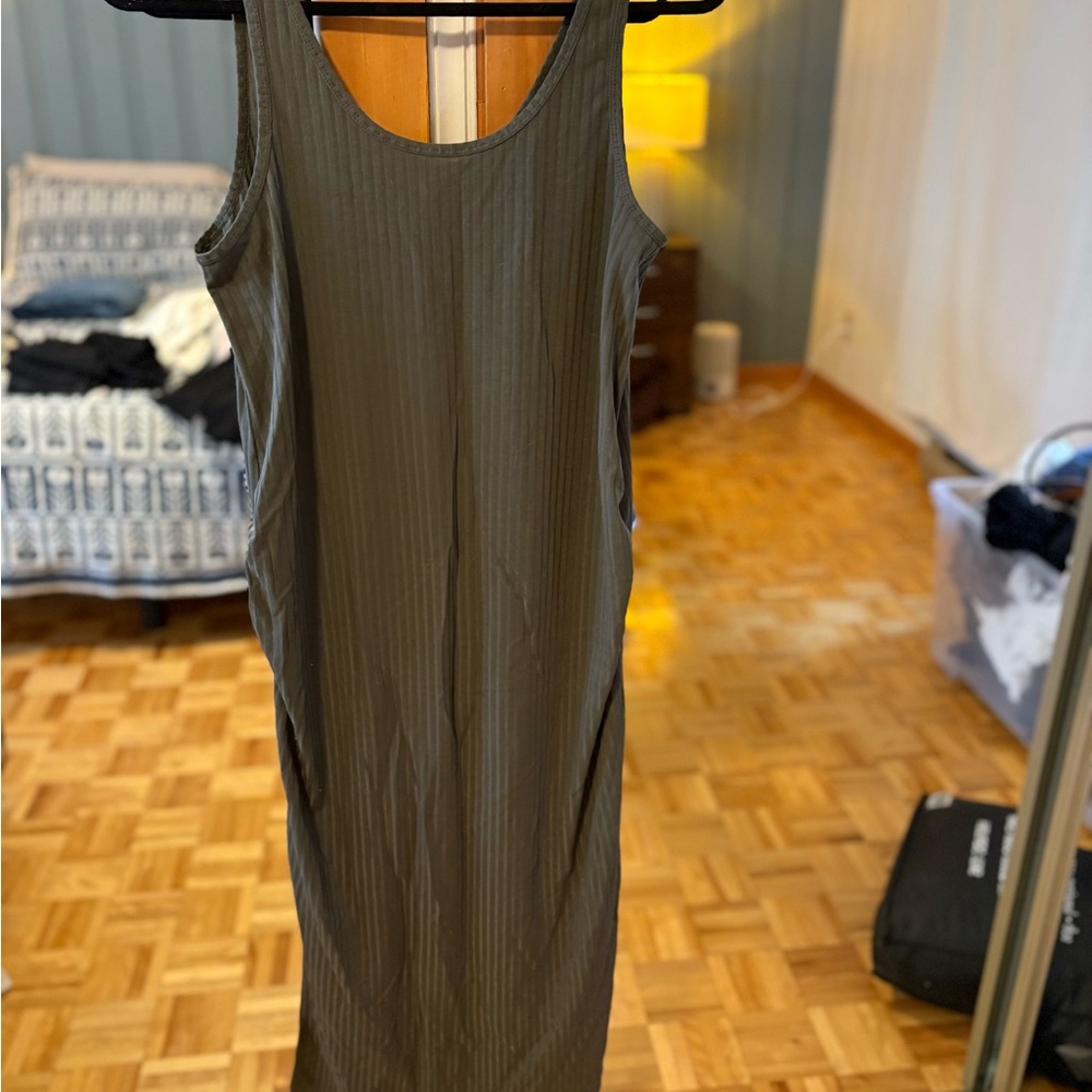 H&M Olive Green Ribbed Maternity  Midi Dress